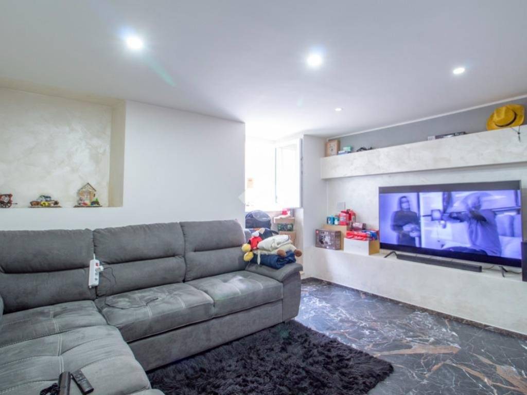 casa indipendente in vendita a Rieti in zona Casette