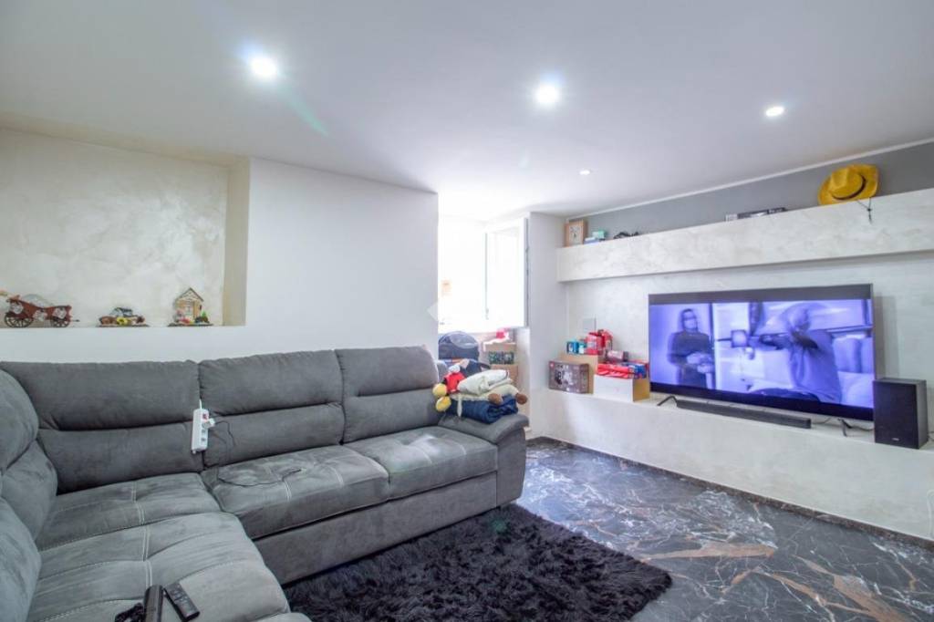casa indipendente in vendita a Rieti in zona Casette
