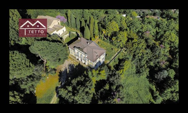 casa indipendente in vendita a Rieti