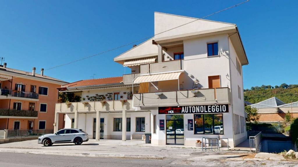appartamento in vendita a Rieti in zona Vazia
