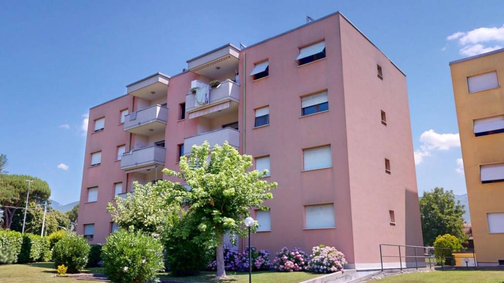 appartamento in vendita a Rieti in zona Campoloniano