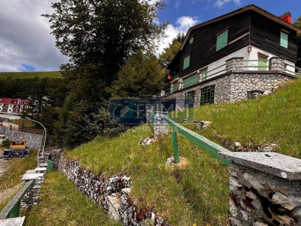 casa indipendente in vendita a Rieti in zona Terminillo