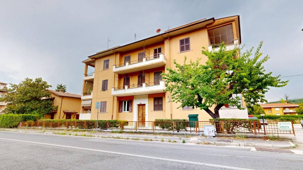 appartamento in vendita a Rieti in zona Piazza Tevere