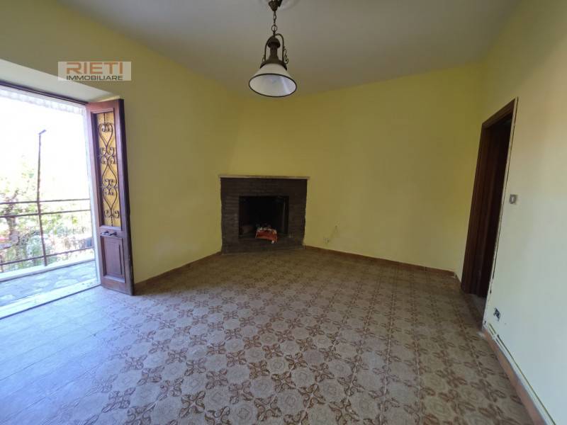 casa indipendente in vendita a Rieti in zona Case San Benedetto