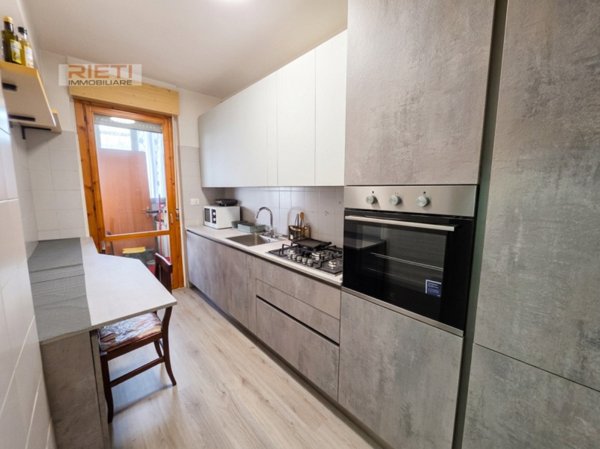 appartamento in vendita a Rieti in zona Campoloniano