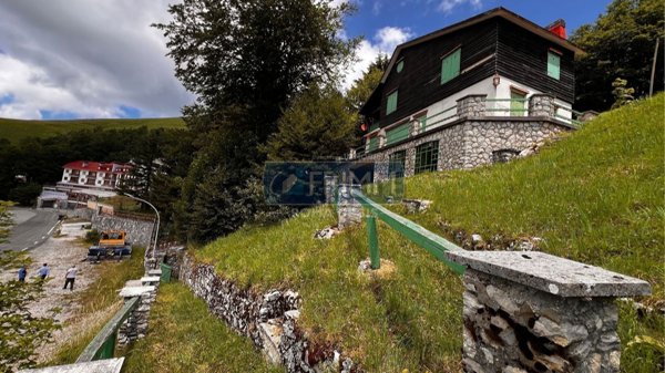 casa indipendente in vendita a Rieti in zona Terminillo