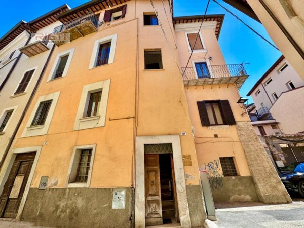 appartamento in vendita a Rieti in zona Centro Città