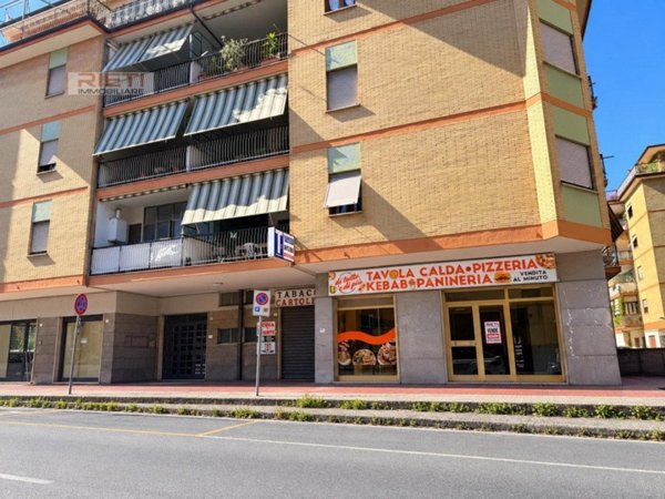 locale commerciale in vendita a Rieti in zona Centro Città