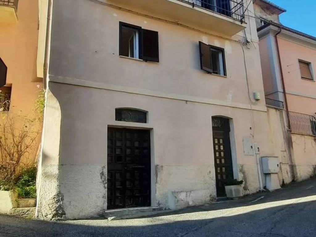 casa indipendente in vendita a Rivodutri