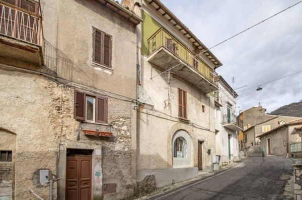 appartamento in vendita a Rivodutri