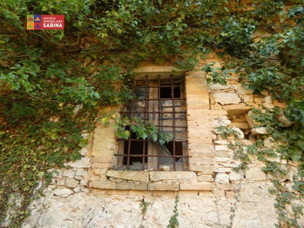 casale in vendita a Roccantica
