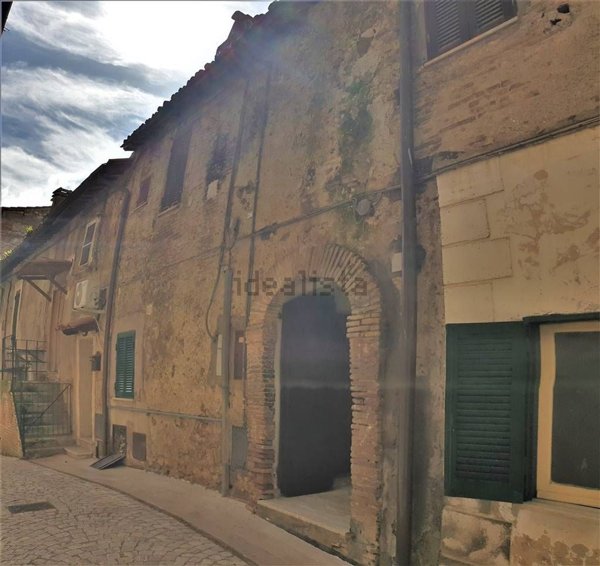 appartamento in vendita a Roccantica