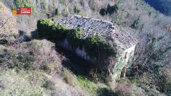 casa indipendente in vendita a Roccantica