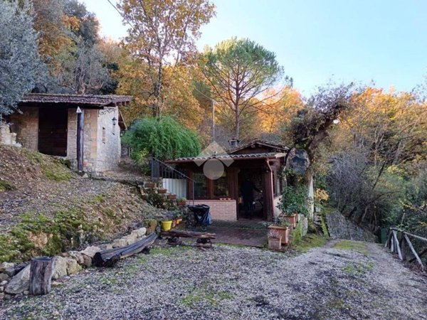 casa indipendente in vendita a Roccantica