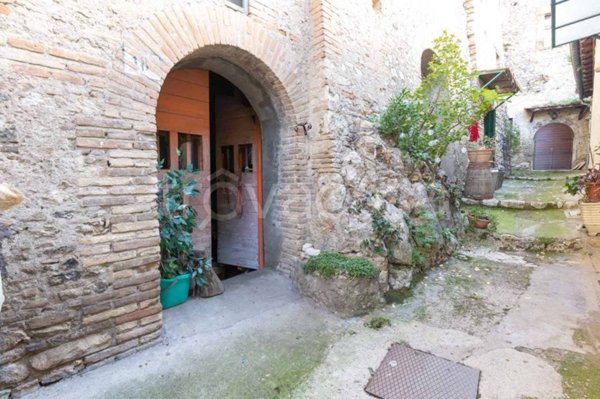 appartamento in vendita a Roccantica