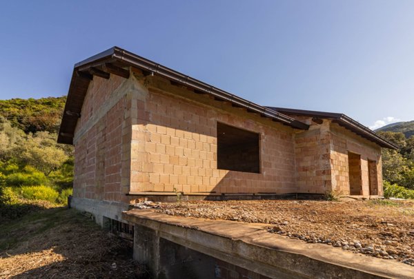 casa indipendente in vendita a Roccantica