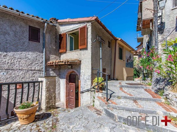 appartamento in vendita a Rocca Sinibalda