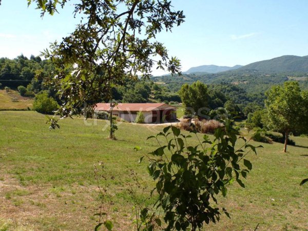 ufficio in vendita a Rocca Sinibalda