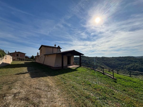 casale in vendita a Rocca Sinibalda in zona Posticciola
