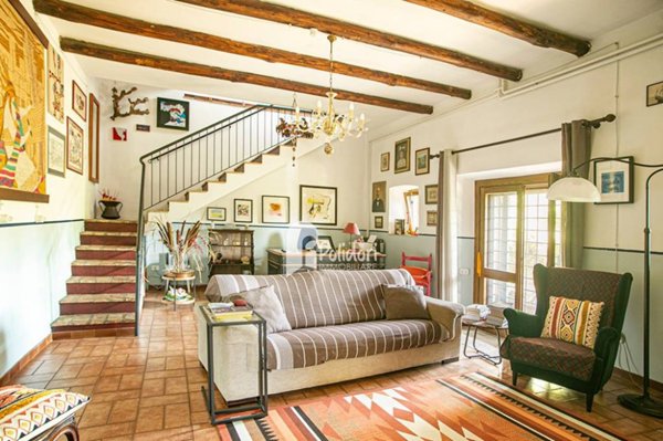 casa indipendente in vendita a Rocca Sinibalda