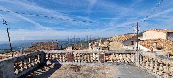 casa indipendente in vendita a Salisano