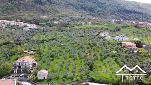 terreno edificabile in vendita a Scandriglia