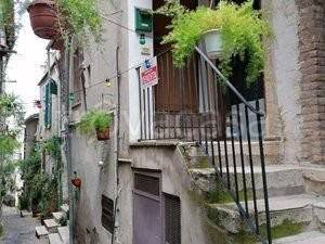 appartamento in vendita a Scandriglia