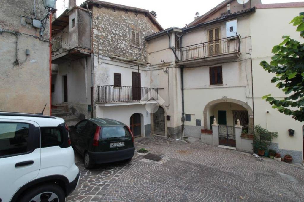 appartamento in vendita a Scandriglia