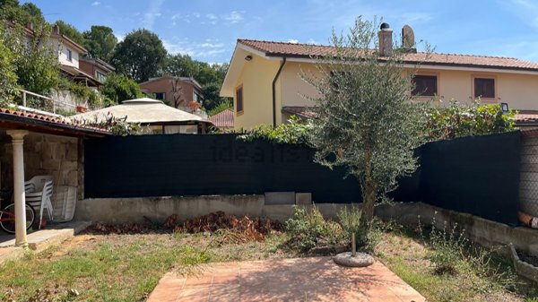 appartamento in vendita a Scandriglia