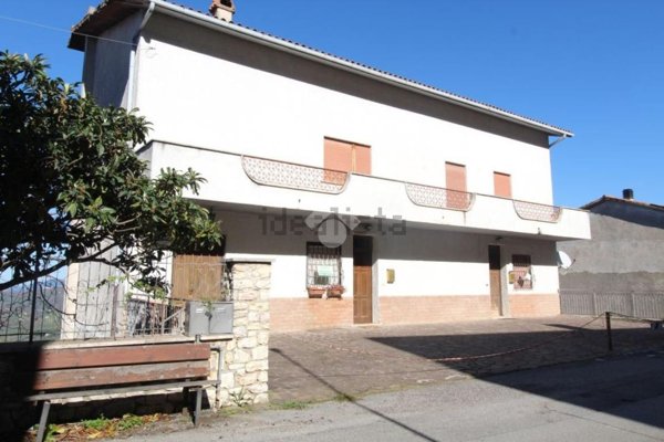 appartamento in vendita a Scandriglia