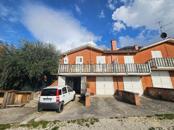appartamento in vendita a Scandriglia