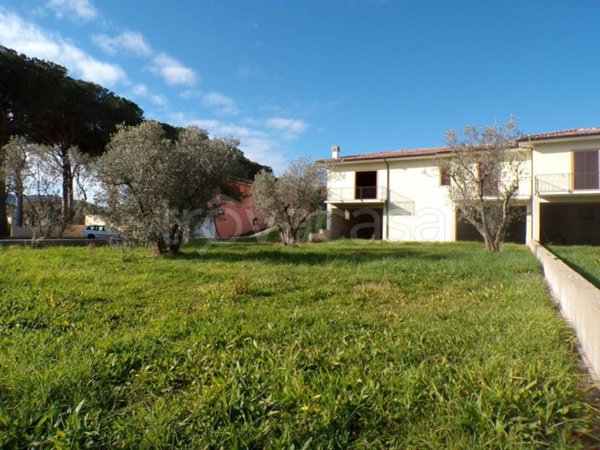 casa indipendente in vendita a Scandriglia