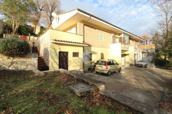 appartamento in vendita a Scandriglia