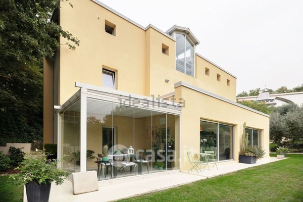 casa indipendente in vendita a Scandriglia