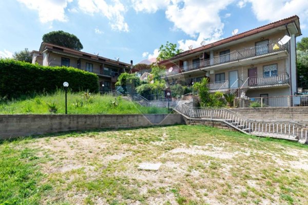 appartamento in vendita a Scandriglia