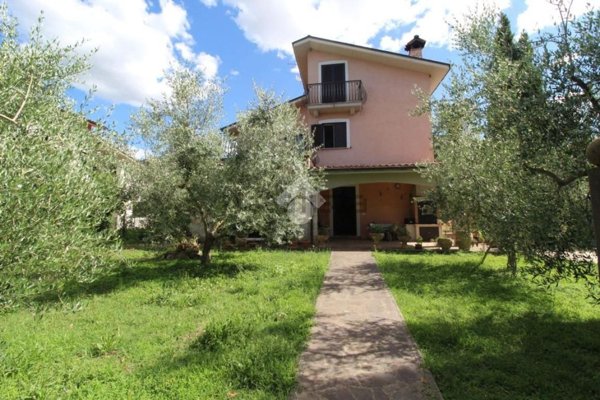 appartamento in vendita a Scandriglia