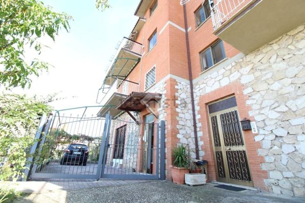 appartamento in vendita a Scandriglia