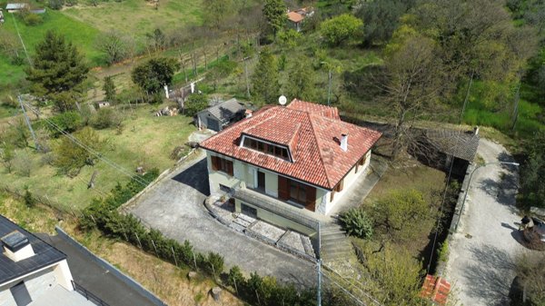 casa indipendente in vendita a Scandriglia in zona Ponticelli