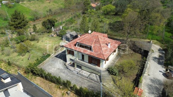 casa indipendente in vendita a Scandriglia in zona Ponticelli