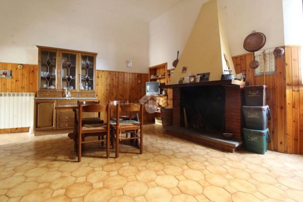 appartamento in vendita a Scandriglia
