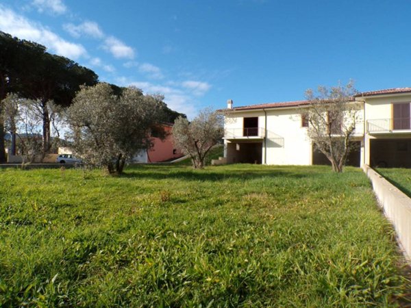 casa indipendente in vendita a Scandriglia