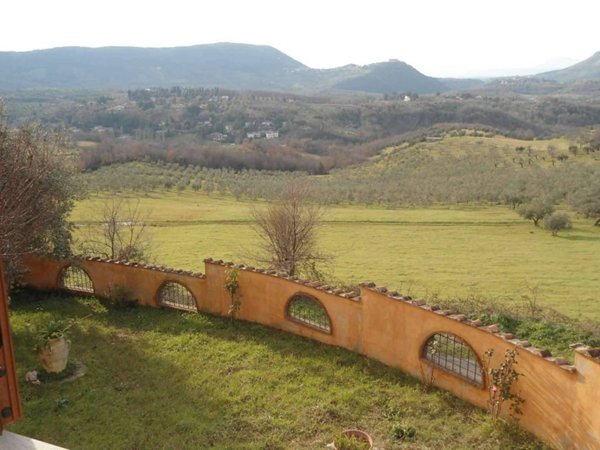 casa indipendente in vendita a Scandriglia