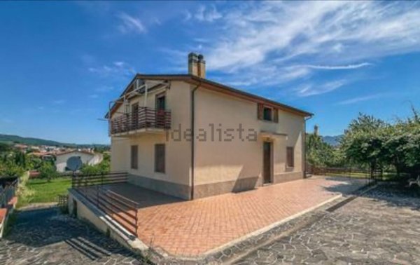 appartamento in vendita a Scandriglia