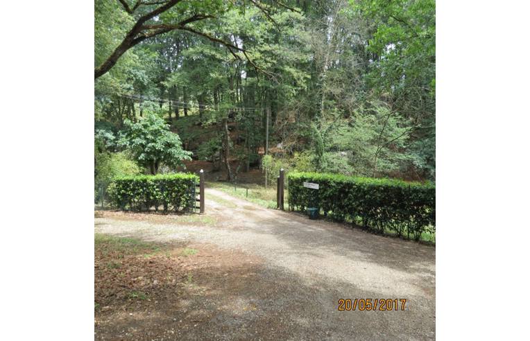 casa indipendente in vendita a Scandriglia in zona Ponticelli