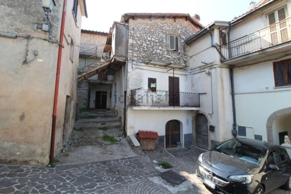 appartamento in vendita a Scandriglia