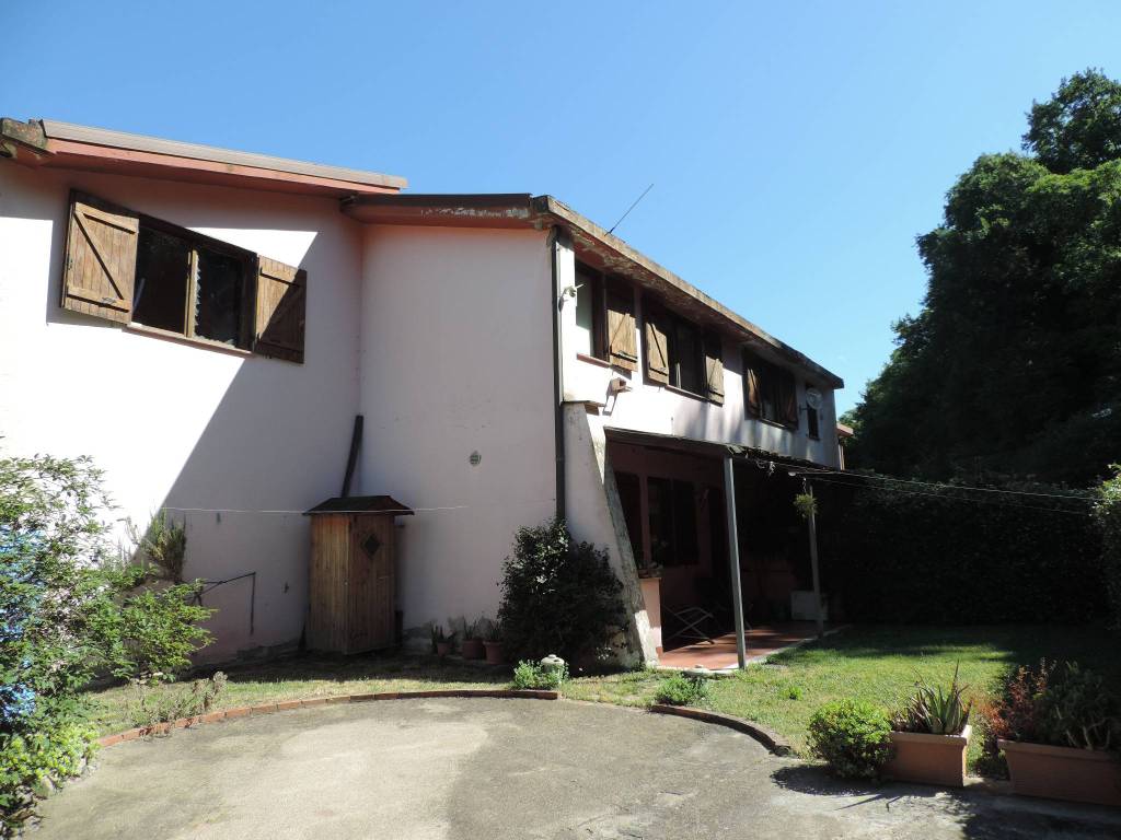 appartamento in vendita a Scandriglia