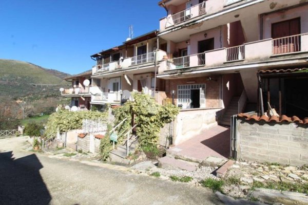 appartamento in vendita a Scandriglia