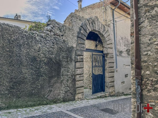 appartamento in vendita a Scandriglia