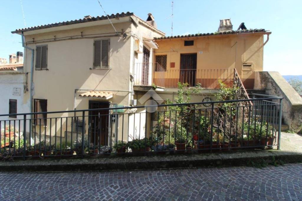 appartamento in vendita a Scandriglia