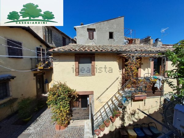 appartamento in vendita a Scandriglia